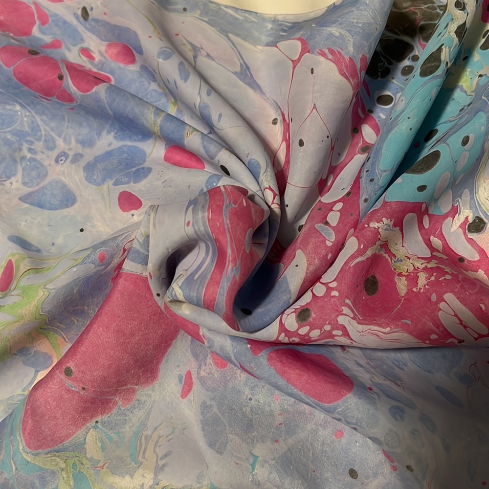 Vintage 100% silk scarf, 30” x 29”